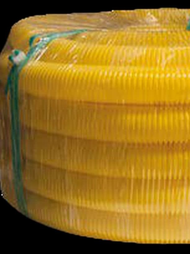 Rollo de electroducto PVC flexible amarillo embalado para envío